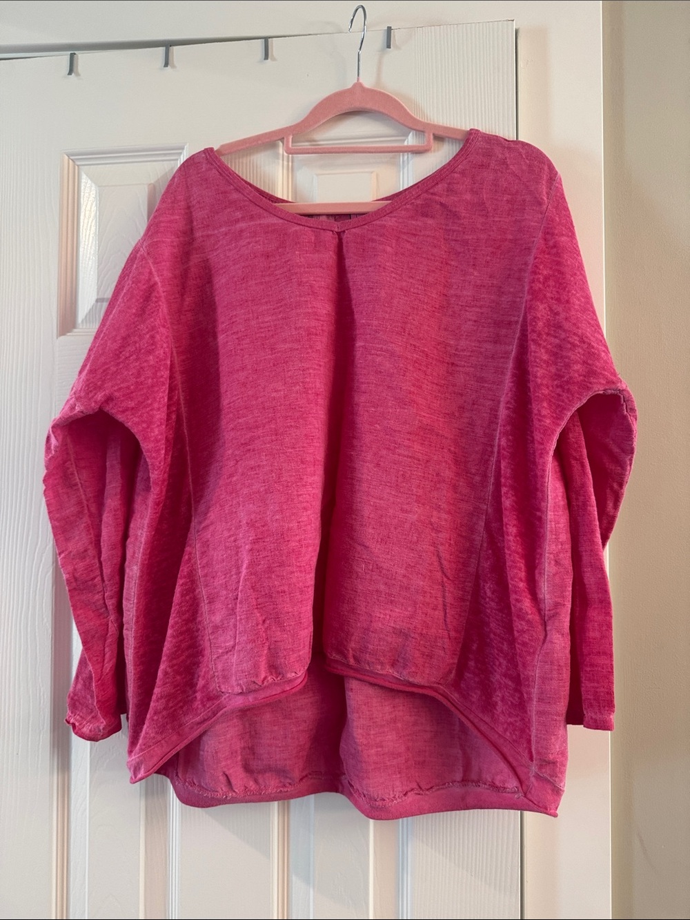 Kaktus Hot Pink Relaxed Pullover Top